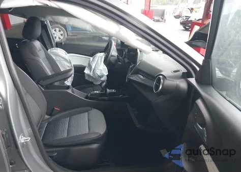2025 Chevrolet Trax Fwd Lt из США, поврежденный, VIN KL77LHEP1SC076920